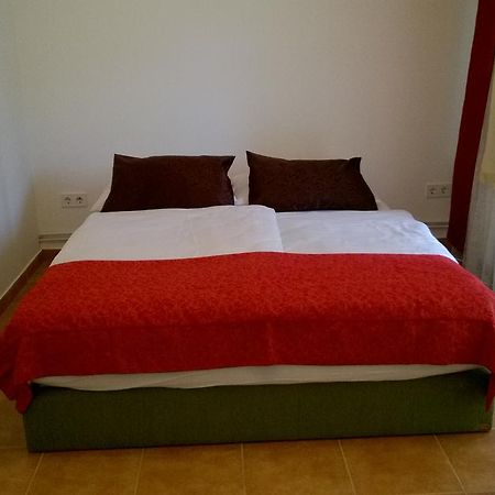 Zoe Apartman Siofok Exterior photo