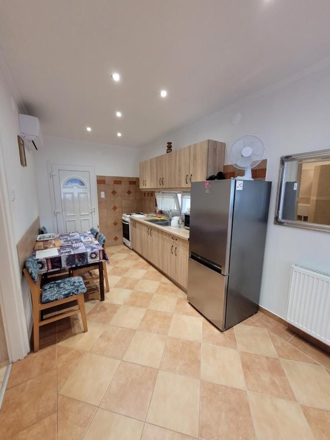 Zoe Apartman Siofok Exterior photo
