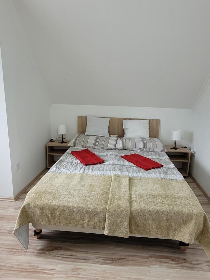 Zoe Apartman Siofok Exterior photo