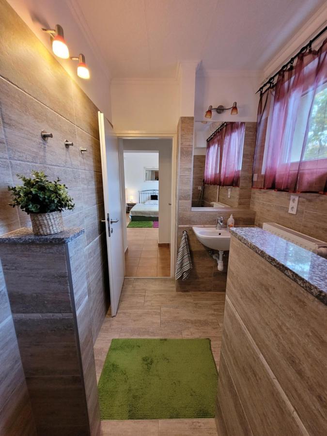 Zoe Apartman Siofok Exterior photo