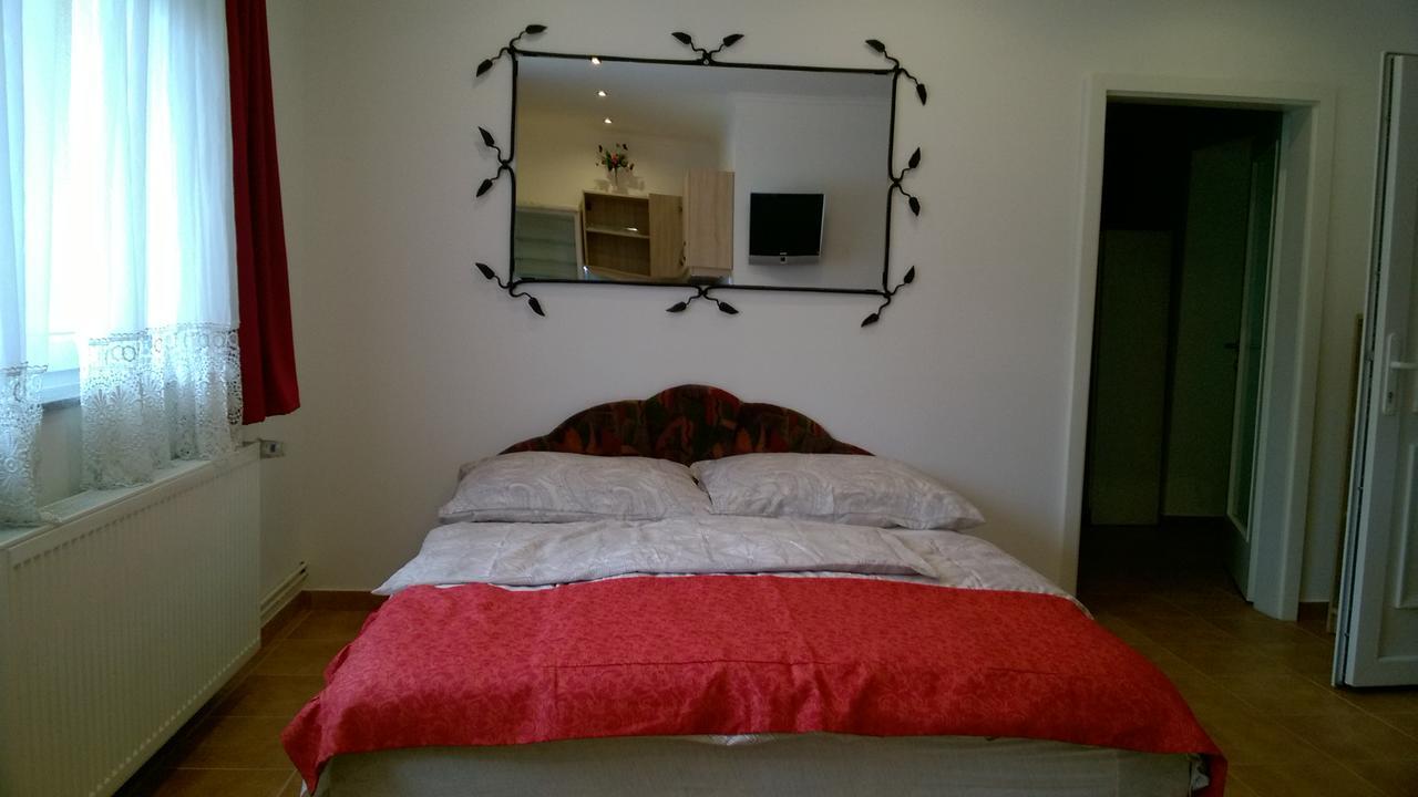 Zoe Apartman Siofok Exterior photo